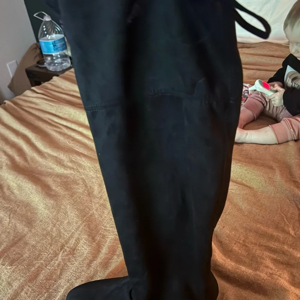 Black Knee-High Boots - Picture 3 of 5